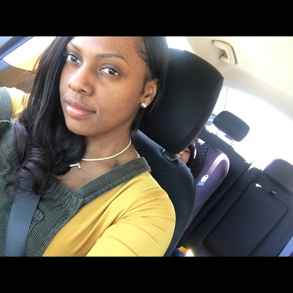 Meet your Posher, Tabitha - Picture 1 of 1